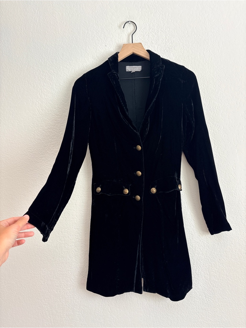 Theodore Beverly Hills RARE Black Velvet Jacket - Picture 7 of 7
